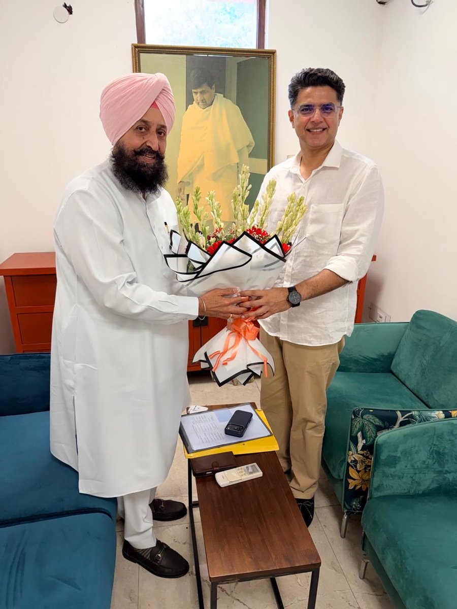 Partap_Sbajwa's tweet photo. Had a warm and productive meeting with Shri @SachinPilot ji in Delhi, along with MLA Phillaur, Shri @VikramjitMLA ji, and Shri Kamal Dhaliwal ji.

We discussed strengthening the Congress in Punjab and taking forward our collective vision for the state. https://t.co/QUFG5ofEBq