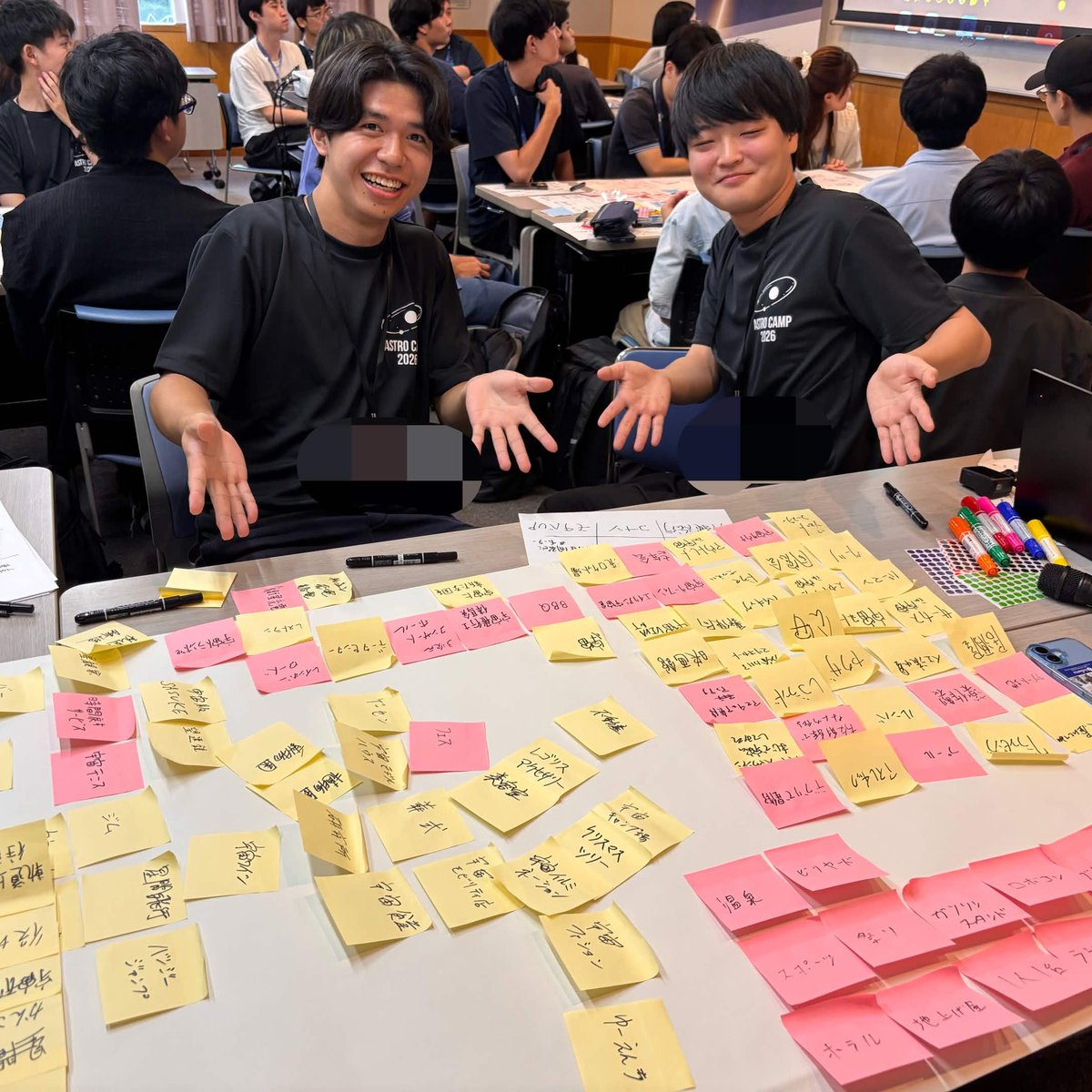 ASE_lab_'s tweet photo. #astrocamp2026
宇宙産業で求められるスキルを学ぶ合宿プログラム  「アストロキャンプ」
今年も開始しました！

共通講義のシステムデザインワークショップで行った
ブレインストーミングの様子です📷 https://t.co/RhlH2PSSmQ