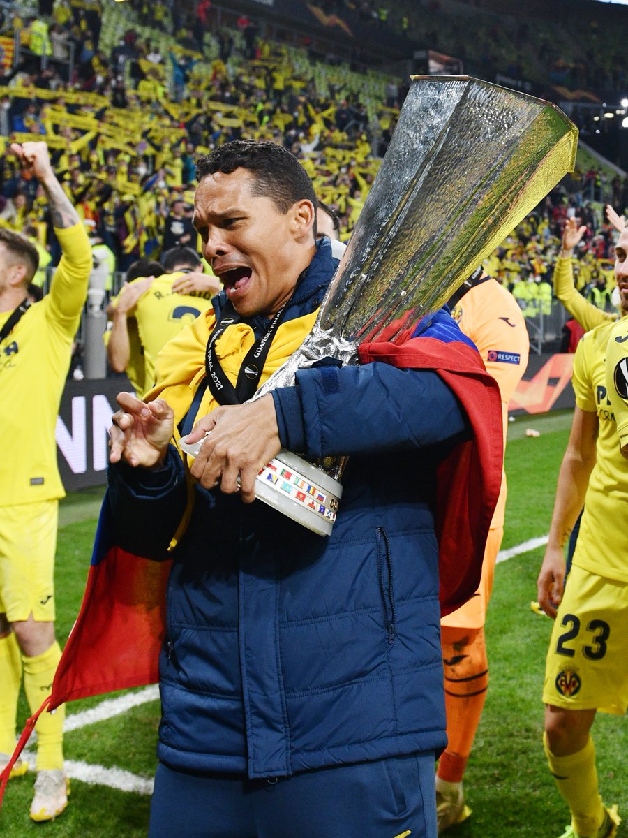 VillarrealCF's tweet photo. ¡Feliz cumpleaños, @carlos7bacca! 💛 https://t.co/fWwGlj2hnW