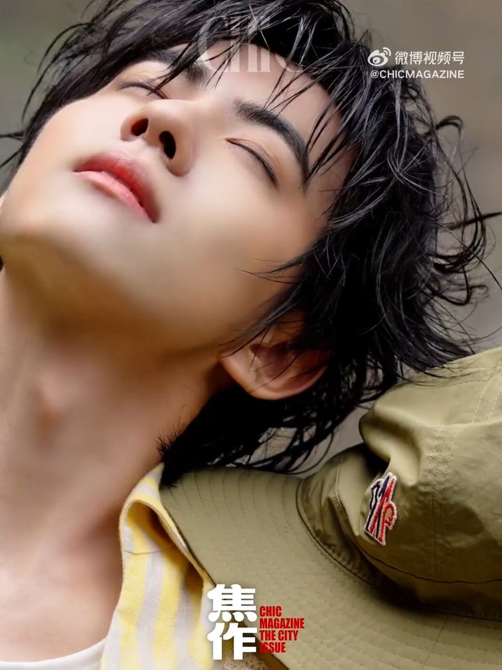 minwonnwoo's tweet photo. All I could think of was.. so this is how XuanCheng looks like after coming out of the shower and he lays his head on ZhanXuan's lap after a long day while ZhanXuan dries his hair... So domestic 🥹 https://t.co/XKAiGfr4oR