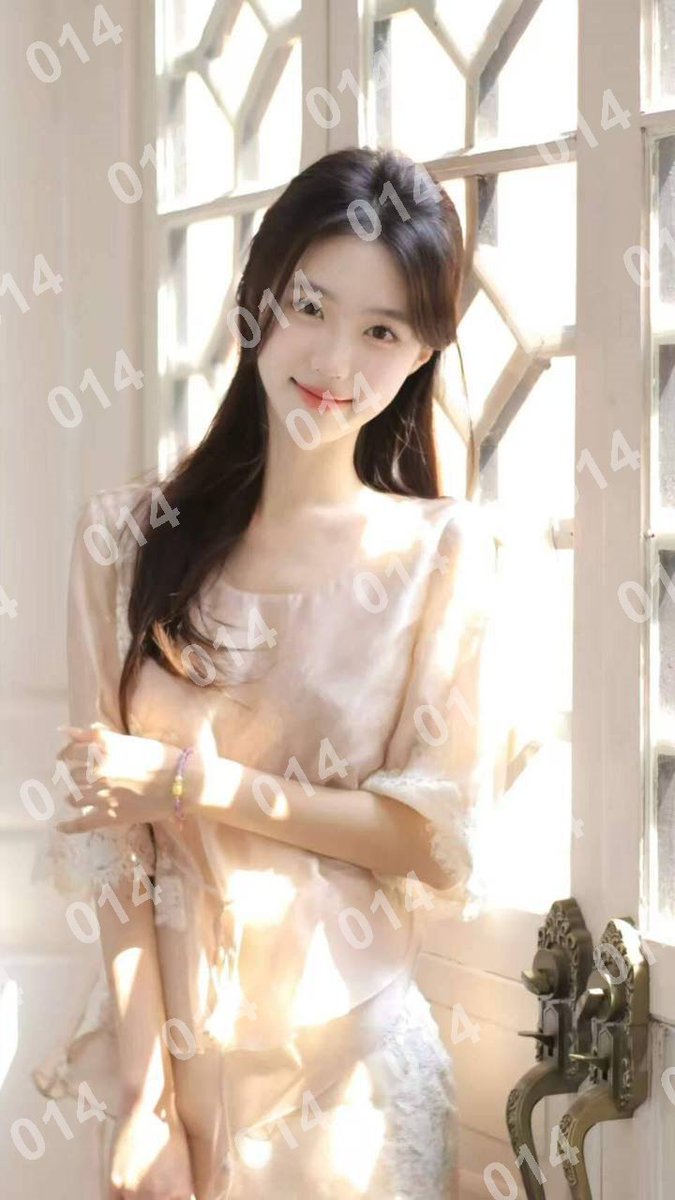 alihasar35's tweet photo. 💋恋爱通道💞：@donut2553（注意！失联看主页第一条帖子，选好妹子转发或者截图页面咨询客服）

#黔西南

#贵州

一恨海棠无香，二恨鲥鱼多刺，三恨红楼梦未完

黔西南布依族苗族自治州安龙县飞马广场 https://t.co/p6MAx83yr7