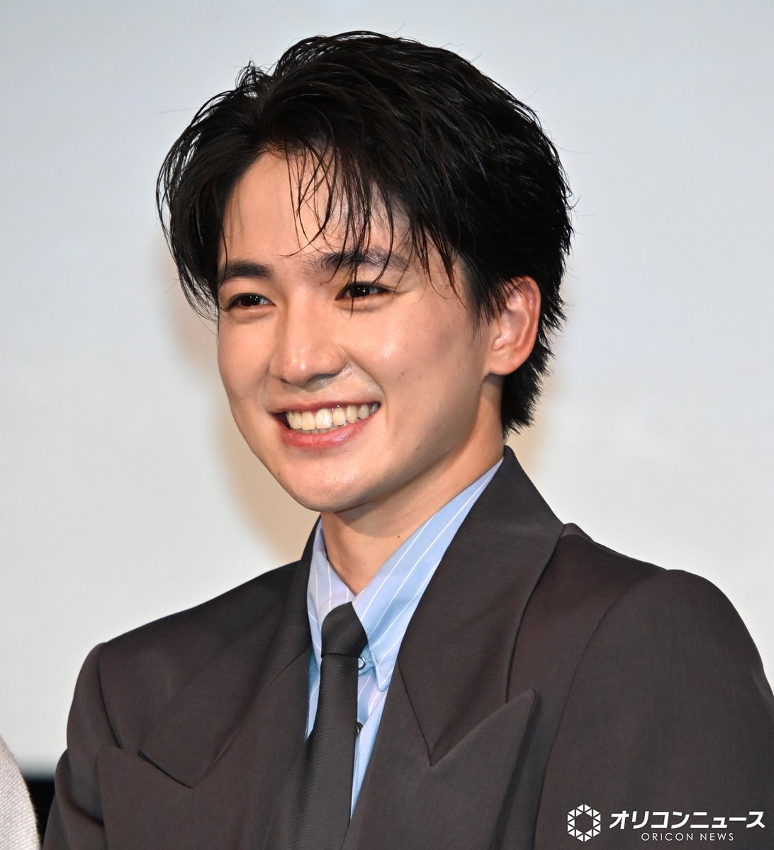 oricon's tweet photo. 木戸大聖、29歳で高校生役✨️
⠀
同世代＆31歳で先生役の広瀬アリス
強烈な一言「リアルと並ぶとこっち側」💥
https://t.co/dXLoX61Zyc
⠀
映画『沖晴くんの涙を殺して』
完成披露試写会📸
⠀
#沖晴くんの涙を殺して https://t.co/XU83mIwnPv