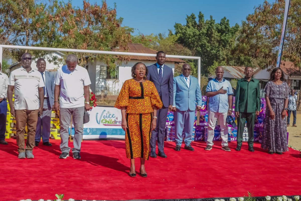 Tweets_by_us's tweet photo. For years, youth were excluded from health conversations.

Okela Primary changed that with student health clubs.

Today, young people are health advocates in their communities.

PS Oluga empowers the next generation of leaders.

#FirstLadyInSiaya. https://t.co/9eoDsapFka