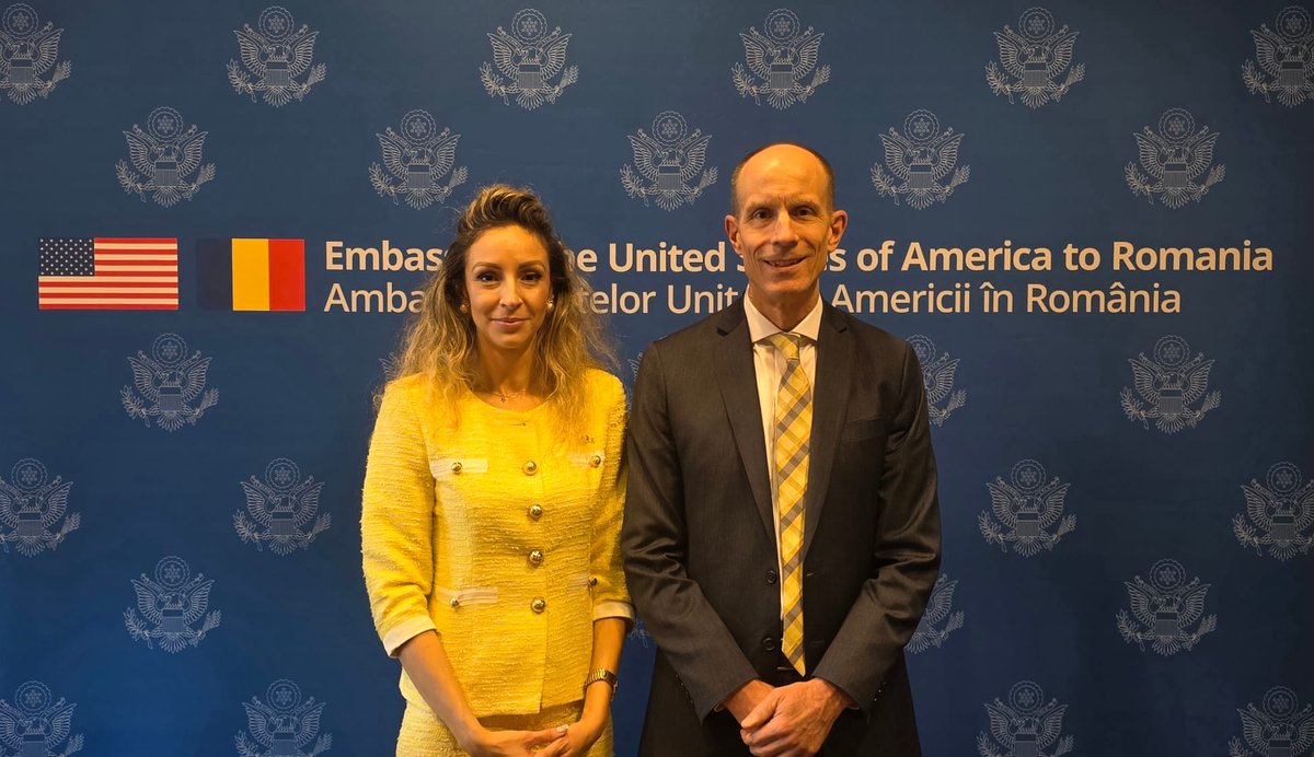 LuciaSava1's tweet photo. 🇷🇴🇺🇸 I had the pleasure of mtg  Mr. David J. Galbraith, DCM at @AmbasadaSUA.
Discussions focused on RO-US relations, the importance of our #StrategicPartnership &amp; opportunities to further strengthen cooperation between our countries. https://t.co/5aqX3PMZjY