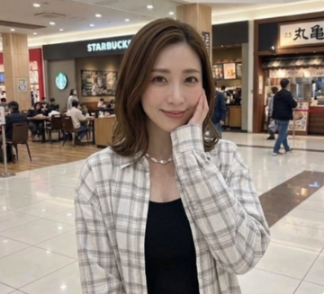 mayabg's tweet photo. 無加工です…(すぐ消しますね)       
マチアプで私みたいなおばさんが来たらどうですか...？笑        
でも46歳だったら絶対帰りますよね... https://t.co/b7xjZxlAiq