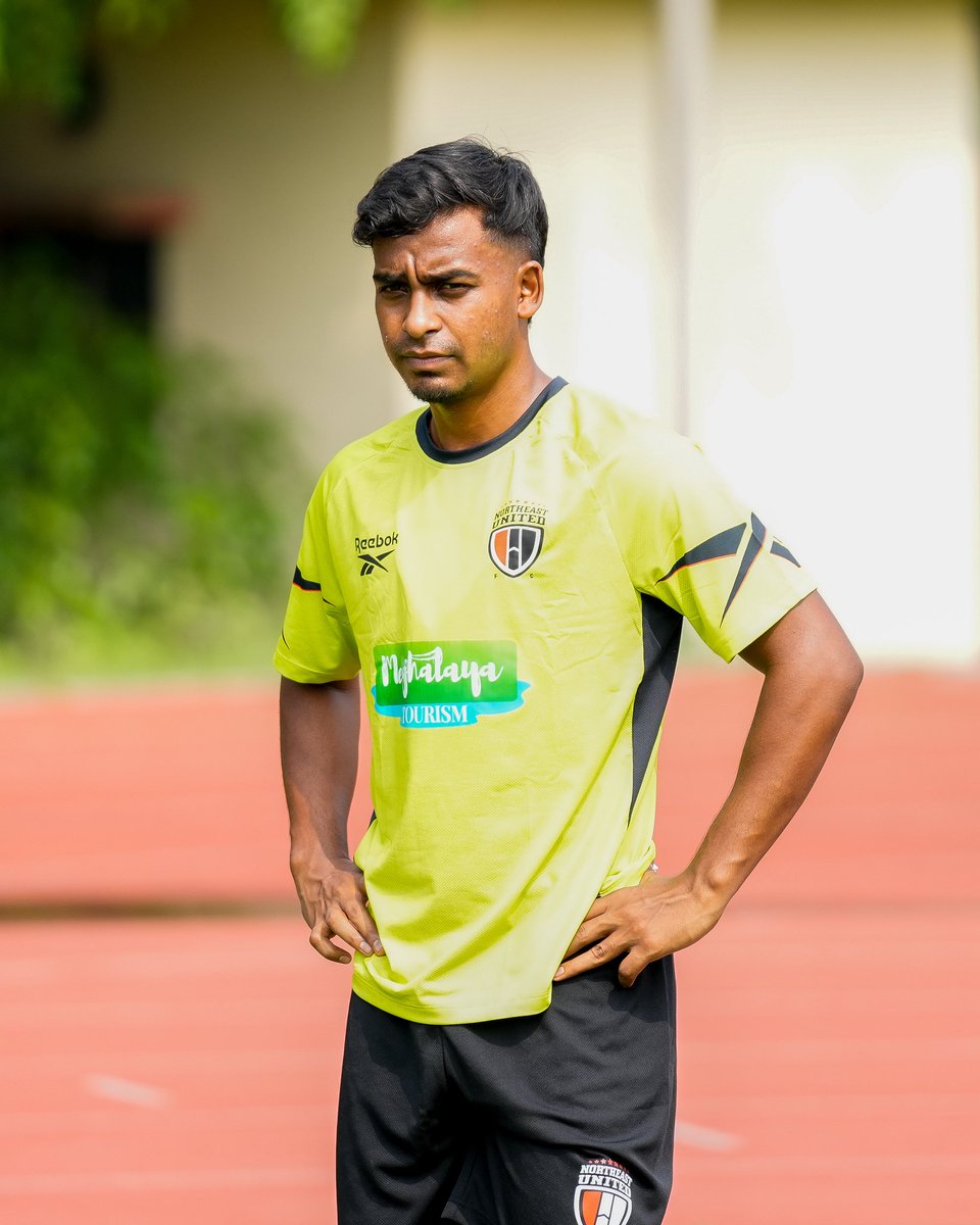 NEUtdFC's tweet photo. First session in new colours 🤩
Nikhil Barla gets to work with the Highlanders 🐺

#StrongerAsOne #8States1United https://t.co/yLCsGjSa4w