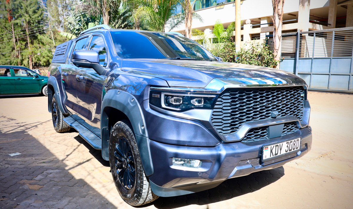 Era4X4s's tweet photo. @Mr_PeterM convincing, but have you seen the Tunland v9? https://t.co/bKjnPK9raz