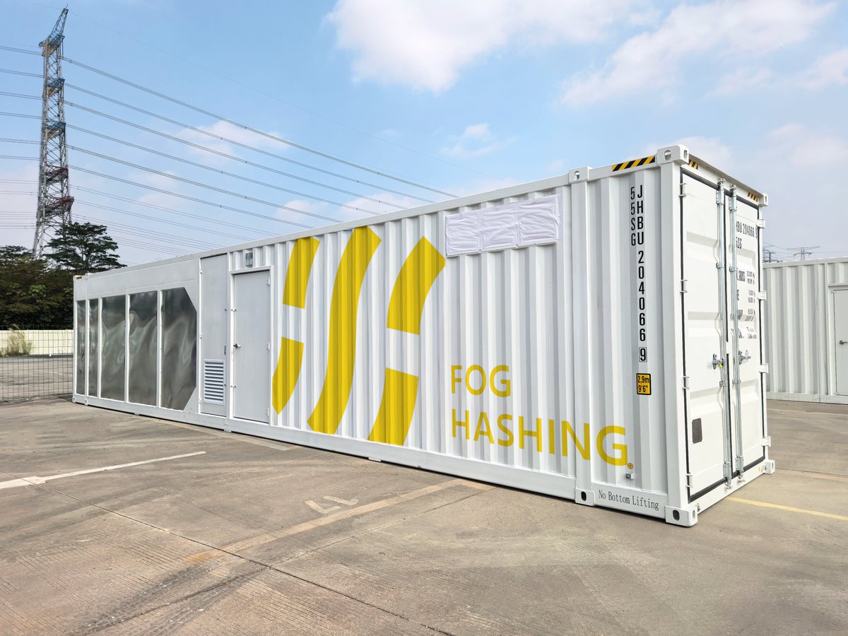 FogHashing's tweet photo. Watch the #Antminer launches at #WDMS. They dropped the S23e U2H and the S23 XP Hyd. First batches sold out on site.

So I took a closer look. Two things are different this time.

One thing is depth. This new 2U box is 600mm deep, the same as WhatsMiner and SealMiner's 2U units. Before, Antminer hydro units were always 700 to 900mm deep, whether 2U or 3U. Now everyone's lined up at 600mm.

Another thing is ports. Antminer puts water and power on the front. WhatsMiner and SealMiner? Power front, water rear. Same 2U height, but the plumbing goes the opposite way.

So if you're picking up these new models, you're concerned about whether your racks can take them?

Fog Hashing has two racks that cover it, the HC45-M1200 and the HC40-M2400. They handle both layouts, whatever brand you end up with. No guessing which one shows up; you just drop it in and go.