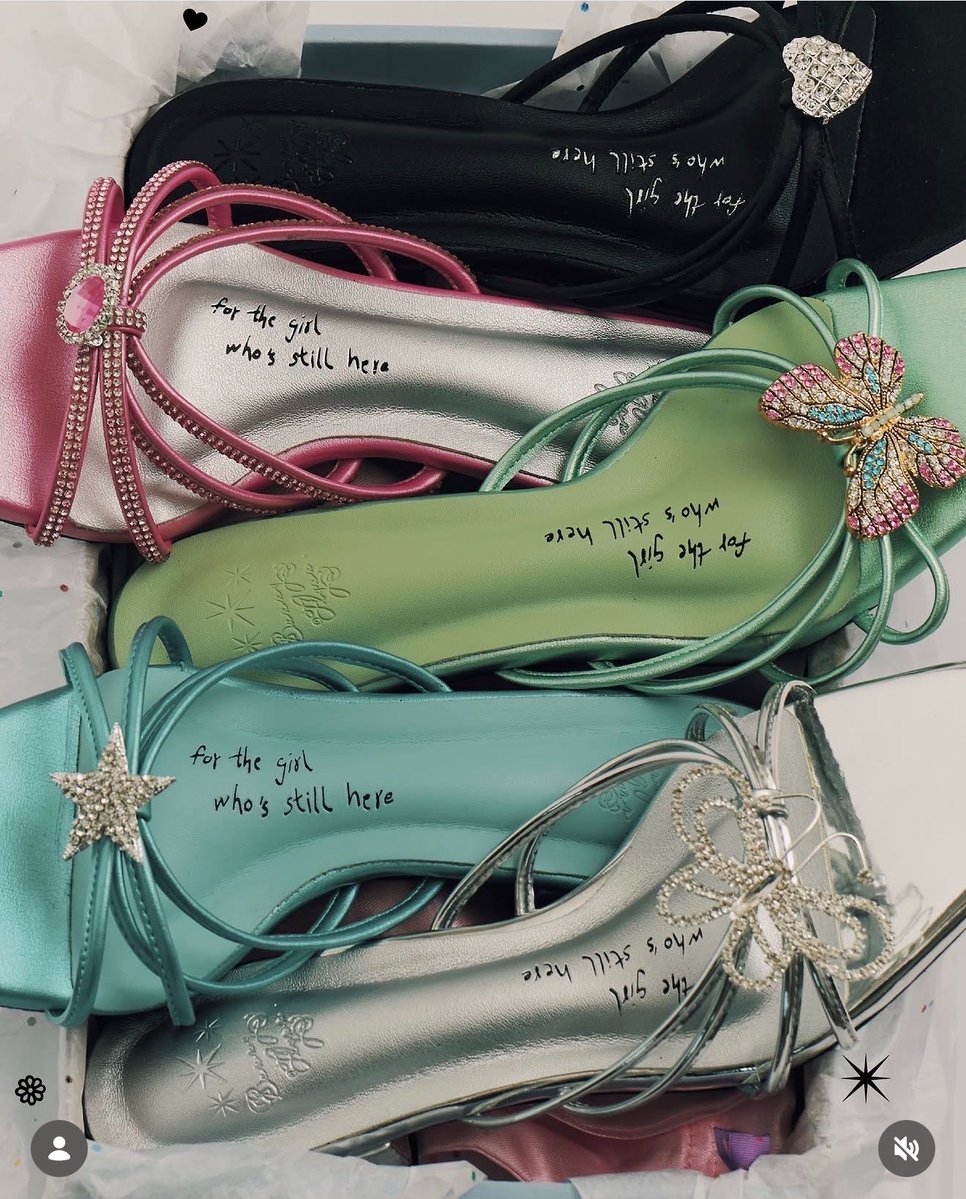 ifeelsopeach's tweet photo. รองเท้า flynn x bunny สวยแบบตะโกนน 🥿💌🪽🪷 ชอบคอนเซ็ปมากๆ for the girl who’s still here ⭐️🫶🏻 ดีเทลรองเท้าสวยมาก สีคือถูกต้อง ใส่ไปออกงานได้เลย เป็นคอลที่ควรค่าแก่การเก็บอ่ะ ㅠㅡㅠ https://t.co/qK6uin2NoB