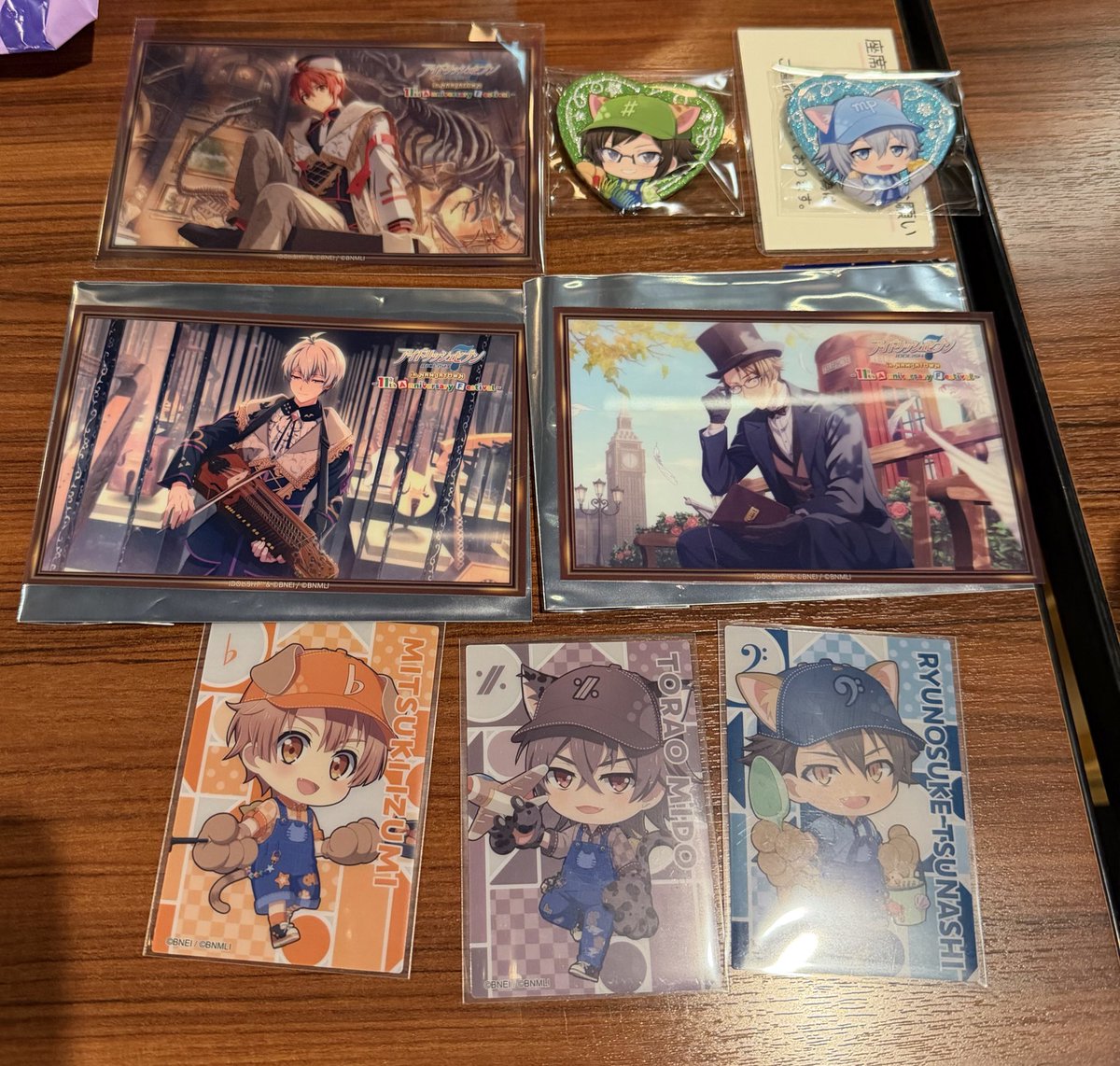 _yrr_n_'s tweet photo. 【交換】アイナナ ナンジャタウン ミニゲーム

【譲】
ビジュアルカード→壮五、陸、龍之介
クリアカード→三月、龍之介、虎於
ハート型缶バッジ→大和、環

【求】
各種悠
見つかり次第千

現在ナンジャタウン内におります。
郵送交換も可能です。
お気軽にお声掛け下さい。 https://t.co/SiE2CFUYXQ