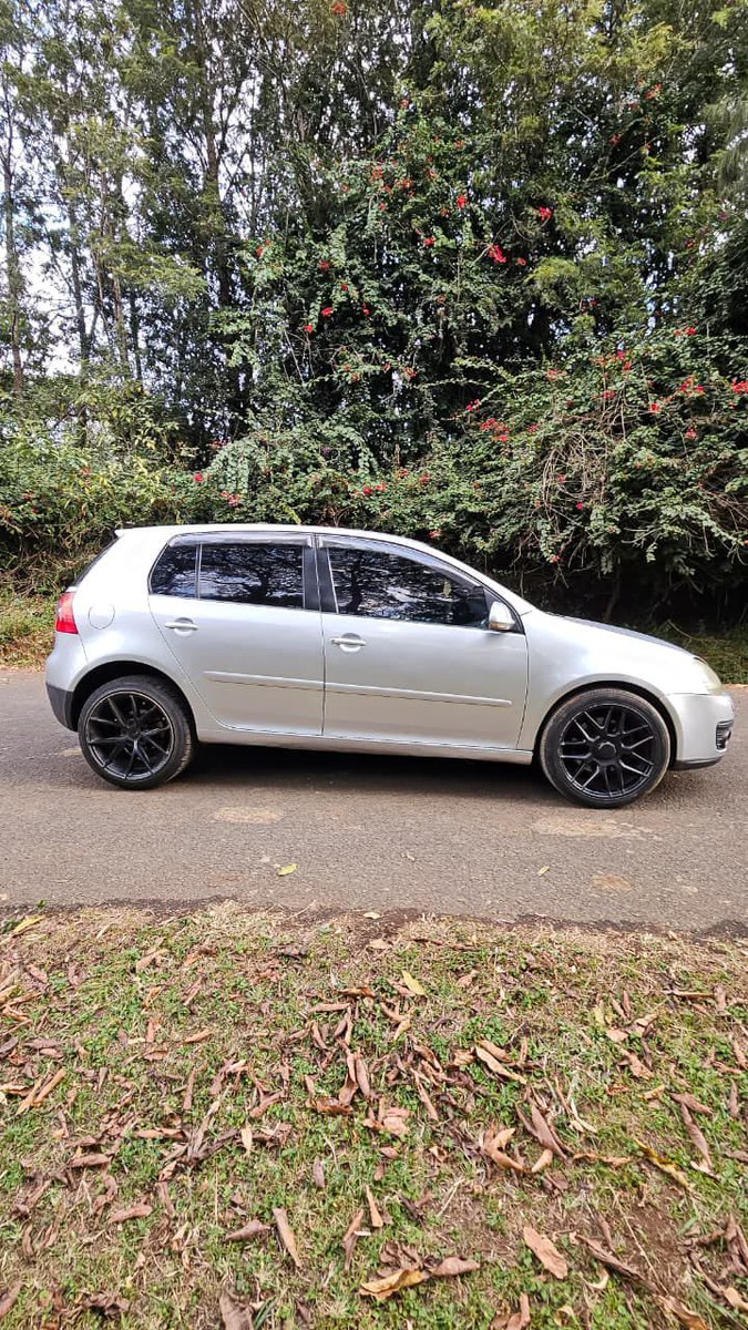 Quancho8's tweet photo. Volkswagen Golf Mk5
1400cc Turbocharged 
💰615k
☎️0745097573 / 0782257521 https://t.co/wV3v0ryW9v