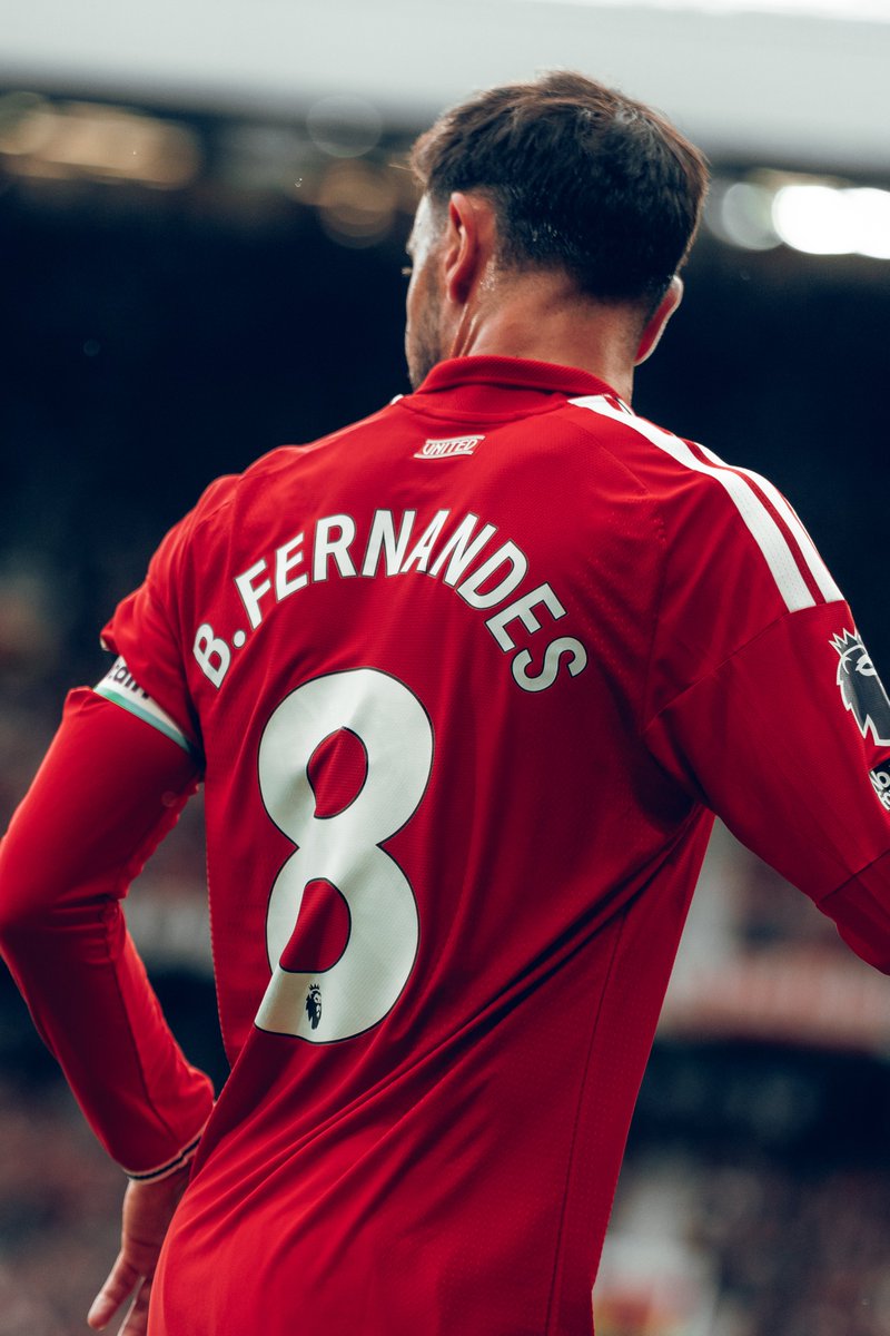 SimplyUtd's tweet photo. Bruno Fernandes since joining Manchester United:

🔴 330 games
⚽ 110 goals
🎯 109 assists
🏆 2 trophies

A true Manchester United legend. ❤️‍🔥 https://t.co/NNbvJB6Lxp