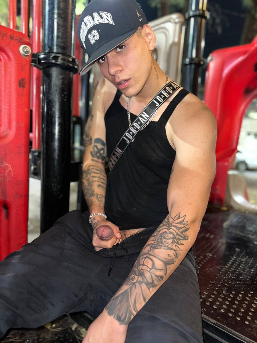 chacalesmx1's tweet photo. Nelson El Menor 🥵🥵🥵 https://t.co/dE6beaofCe