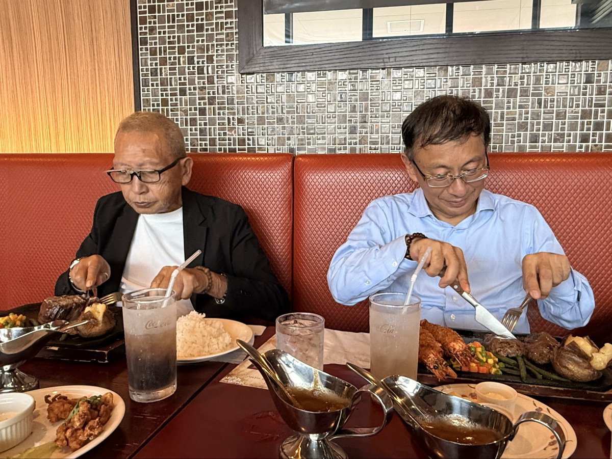 kiyopon1231's tweet photo. スタバなう https://t.co/Emego9NxwQ