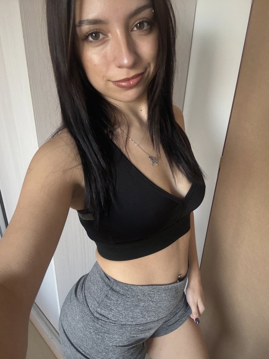gracepeachiee's tweet photo. always choose yes 🎀✨ https://t.co/H1l8Ra7xlw
