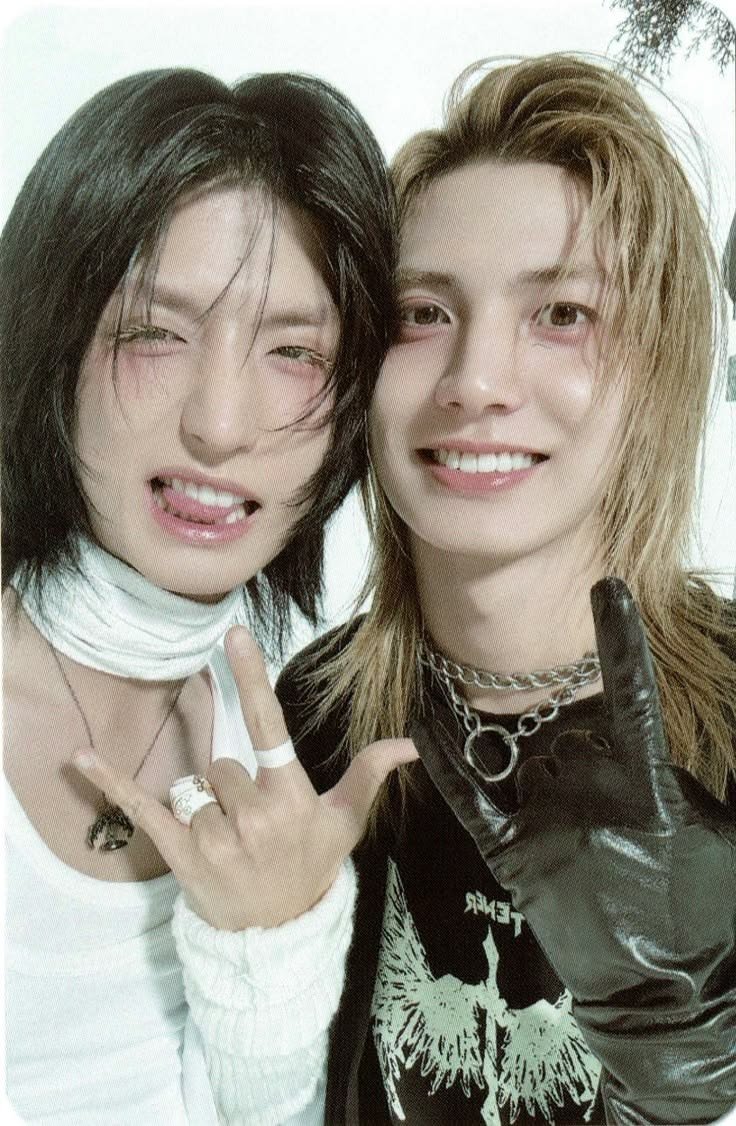 maibemboo's tweet photo. those two dudes from xdinary heroes with the long hair https://t.co/JfcSbsMrRZ