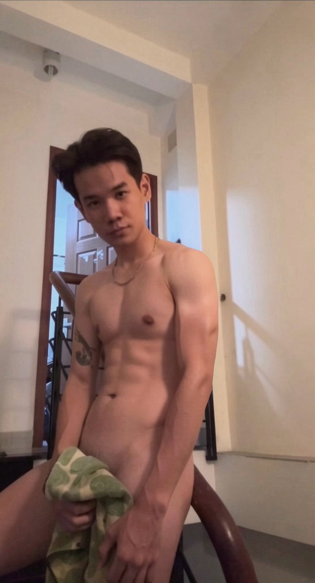 STEPHEN280202's tweet photo. Quy xuong ma liem c cho a mau!!
Vẫn còn slot cho các ngoan xinh iu mua gói trên tele nhaaa 
IG: leebao.ll https://t.co/daz3bJNQtN