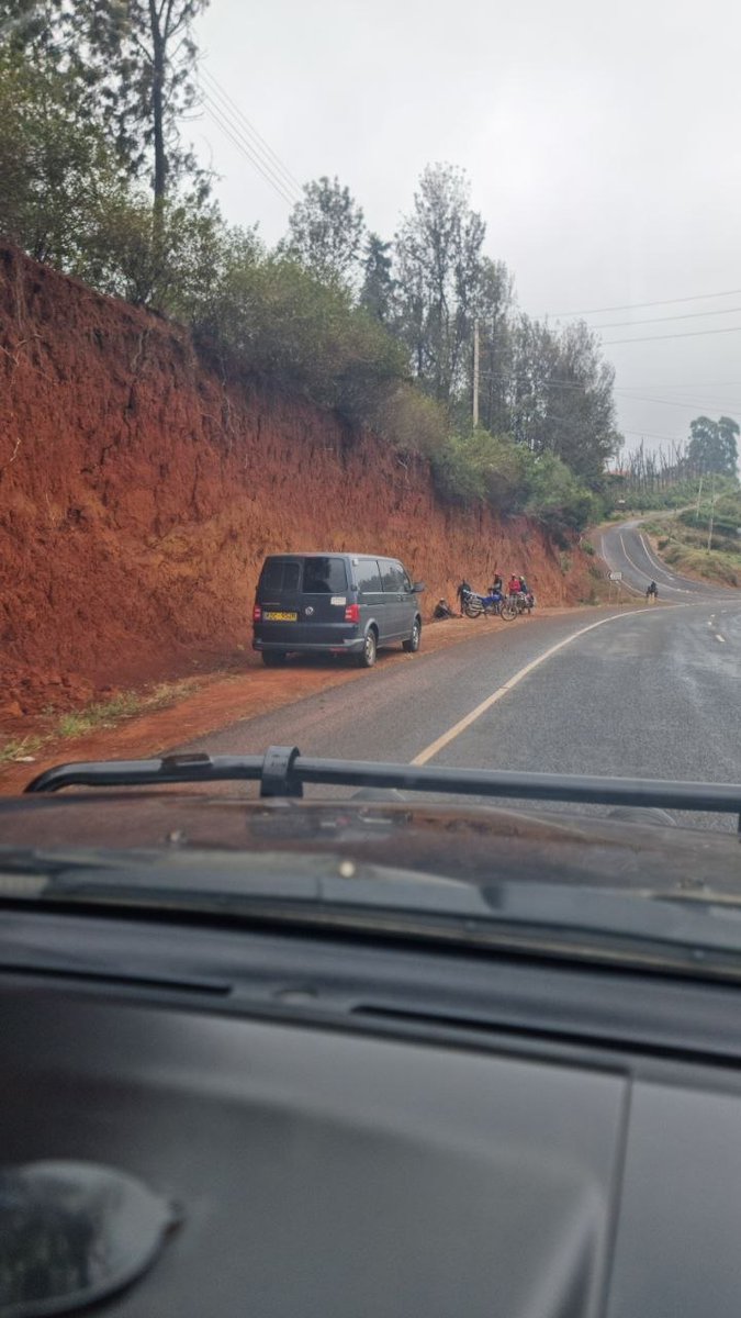 xysist's tweet photo. Pale Kianjogu on the Nyeri - Karatina stretch kama hauko rada makosa itakufanyikia 

#KaaRada https://t.co/PBGRIOf33X