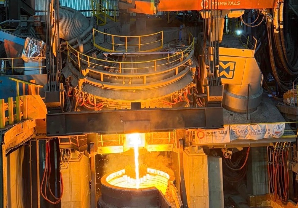 HighfieldPR's tweet photo. Check out my latest article: Electric Steel Makers Guild comes to Marcegaglia Sheffield site https://t.co/RRY9m21b6q via @LinkedIn https://t.co/804cZKQKuT