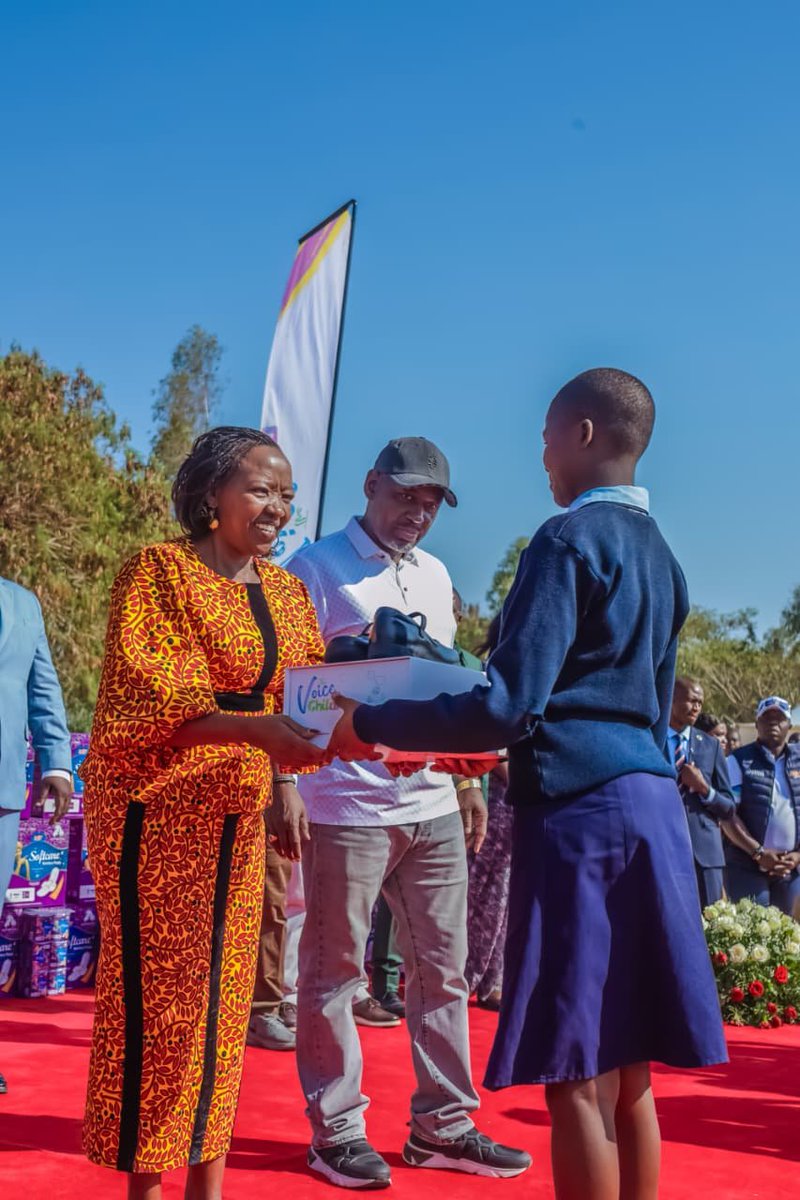 Tweets_by_us's tweet photo. Maternal and child health deserve sustained attention because healthier mothers and children create stronger families and stronger communities. PS Oluga #FirstLadyInSiaya. https://t.co/3T9JvA5oiW
