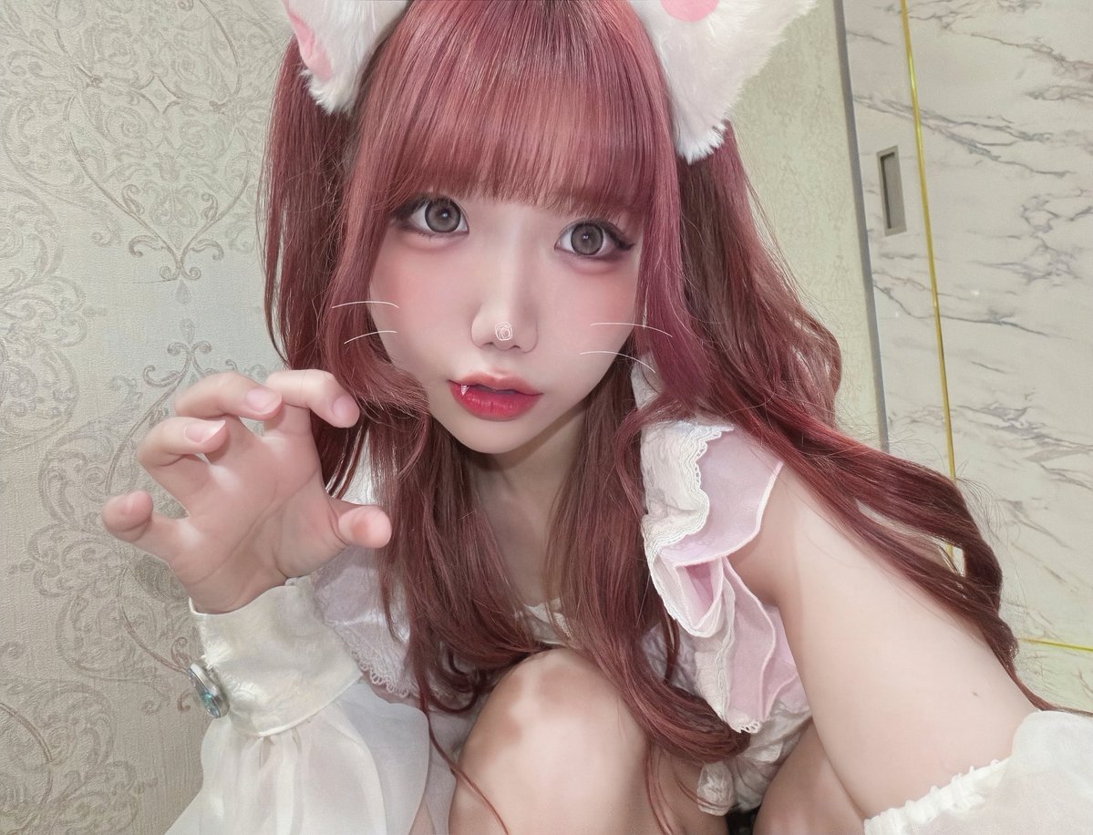 himemeimpact's tweet photo. 雨やだね〜🐈‍⬛ https://t.co/TDhNWicx7T