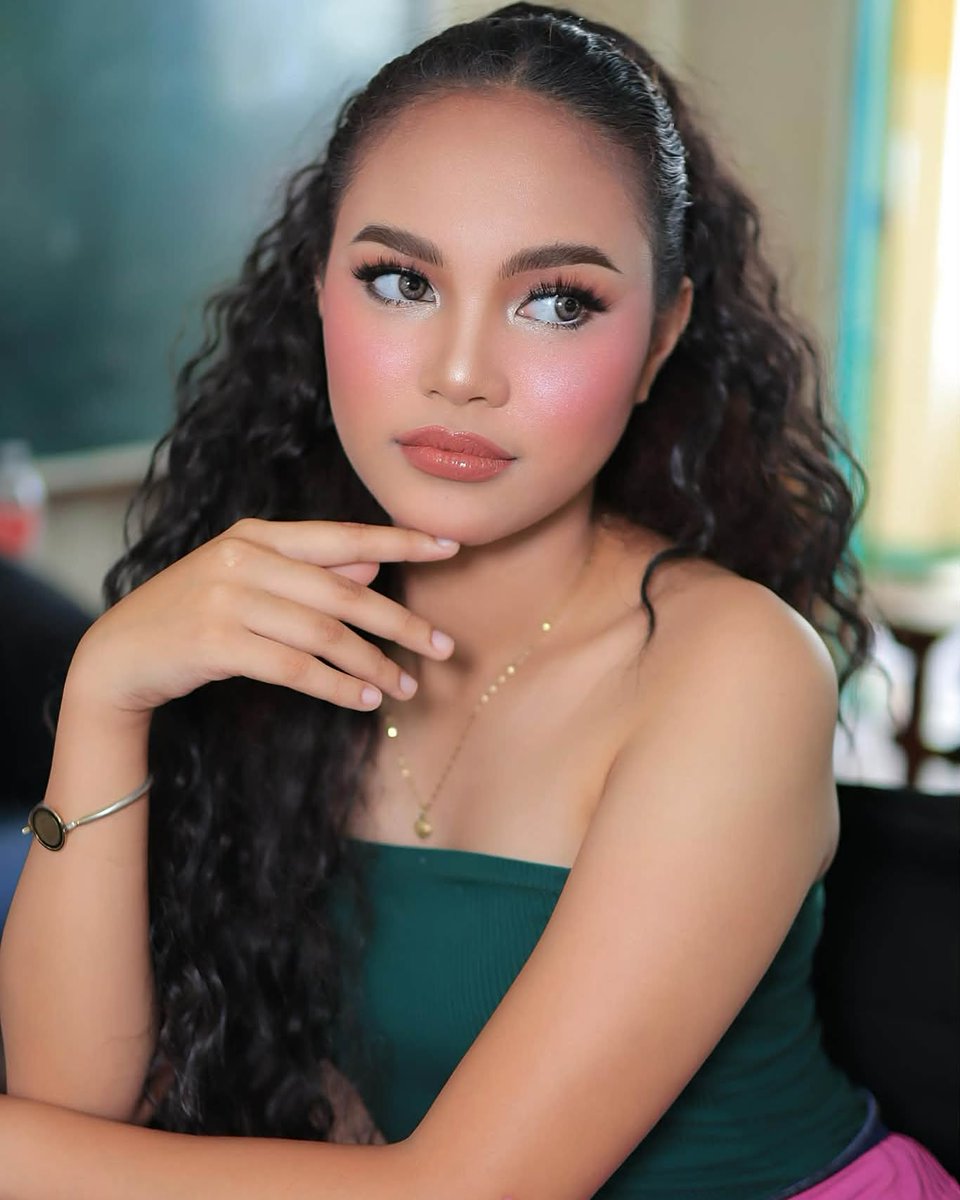 OzanYocan's tweet photo. Beautiful Ms. Sheryl Cabilin’s makeup look for today’s Bulua National High School Mr. &amp; Ms. Intrams 2025. HMUA: Jaya Nacalaban https://t.co/AC9rordefT