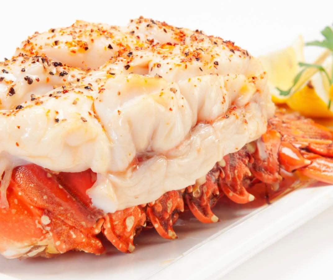 Lester_Farrand's tweet photo. Taste the Bahamas

This September, Sarah and I are looking forward to fresh seafood and authentic local flavours in Freeport: Bahamian rock lobster, grilled fish, pigeon peas and rice, and fresh coconut water by the beach. https://t.co/OZ27P2Oc6X