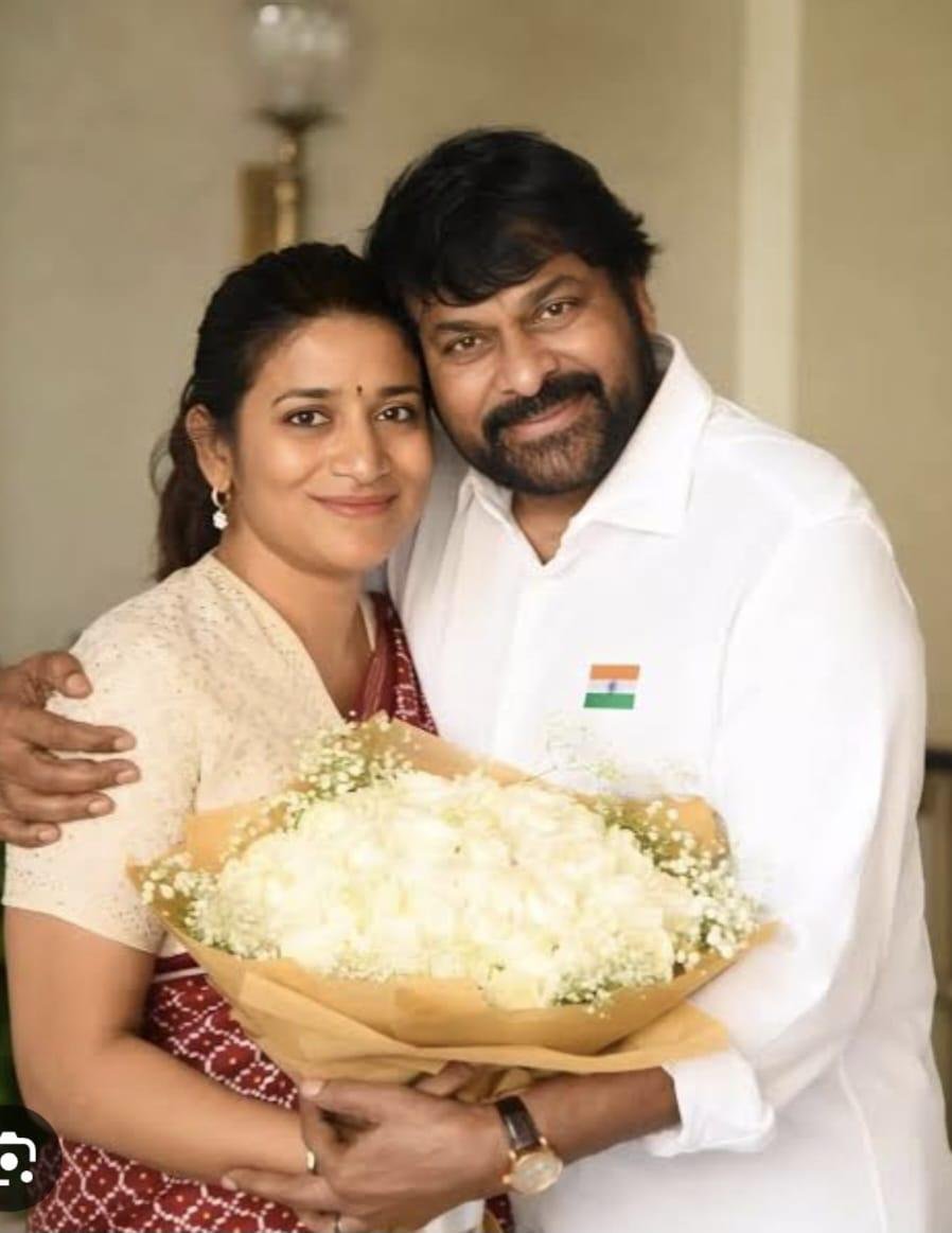 Alislam143Na's tweet photo. Mega producer @sushkonidela garu  appointed as Special Invitee to Vijayawada Durga Temple Trust Board

The Endowments Department has issued orders appointing Sushmitha Konidela as a Special Invitee to the Durga Temple Trust Board.

She will participate in discussions related to https://t.co/aaD0UIzK4q