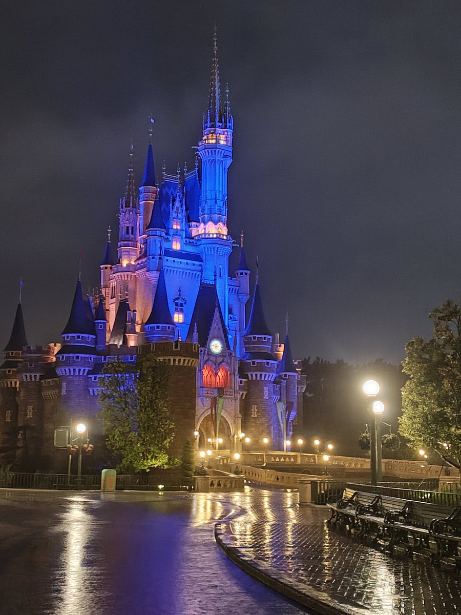 greeeeeeeeencat's tweet photo. 9/6のディズニーランド
悪天候の為園内ガラガラでベイマックスも美女と野獣もビッグサンダーもプーさんも乗れた✨16アトラクション制覇。マジミュも前列の方が当たって楽しかったし、トレジャーコメットも夕方からスタンバイパスとれて新デザインのエコバッグもゲットできた♪毎回これが良い🥺✨ https://t.co/JIdOSKXi63