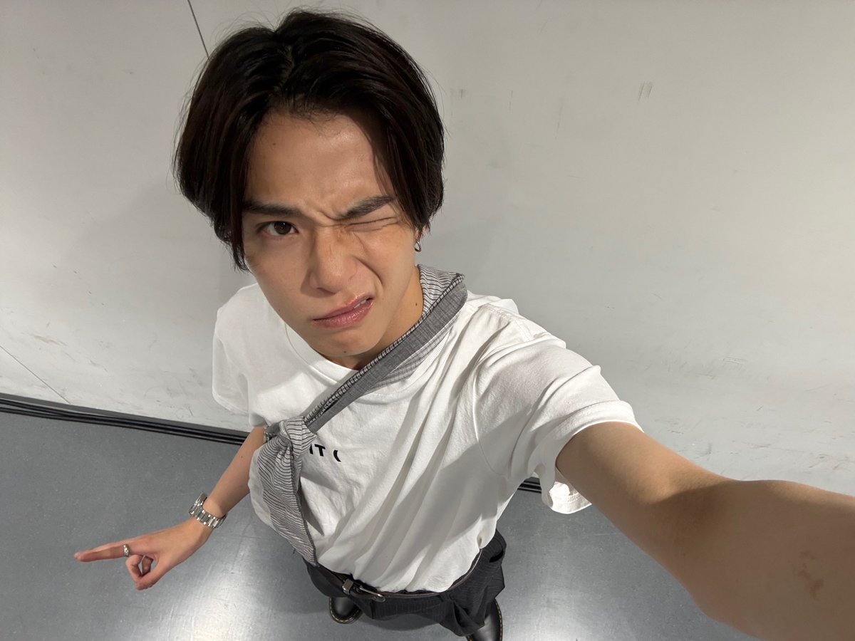 Sunlightasahi2's tweet photo. 𝐇𝐚𝐦𝐚𝐝𝐚 𝐀𝐬𝐚𝐡𝐢 𝐬𝐨 𝐬𝐨 𝐬𝐰𝐞𝐞𝐭𝐭𝐭🍫💙

#treasure #asahi @treasuremembers https://t.co/sVnb9d0kpW