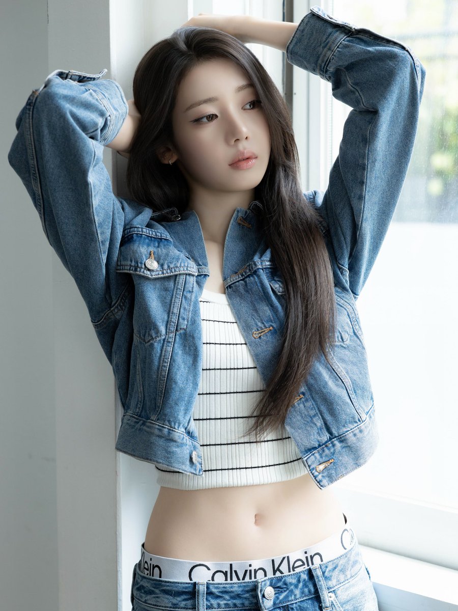 picbaemon's tweet photo. RORA for CalvinKlein https://t.co/DIDiFUCbZD