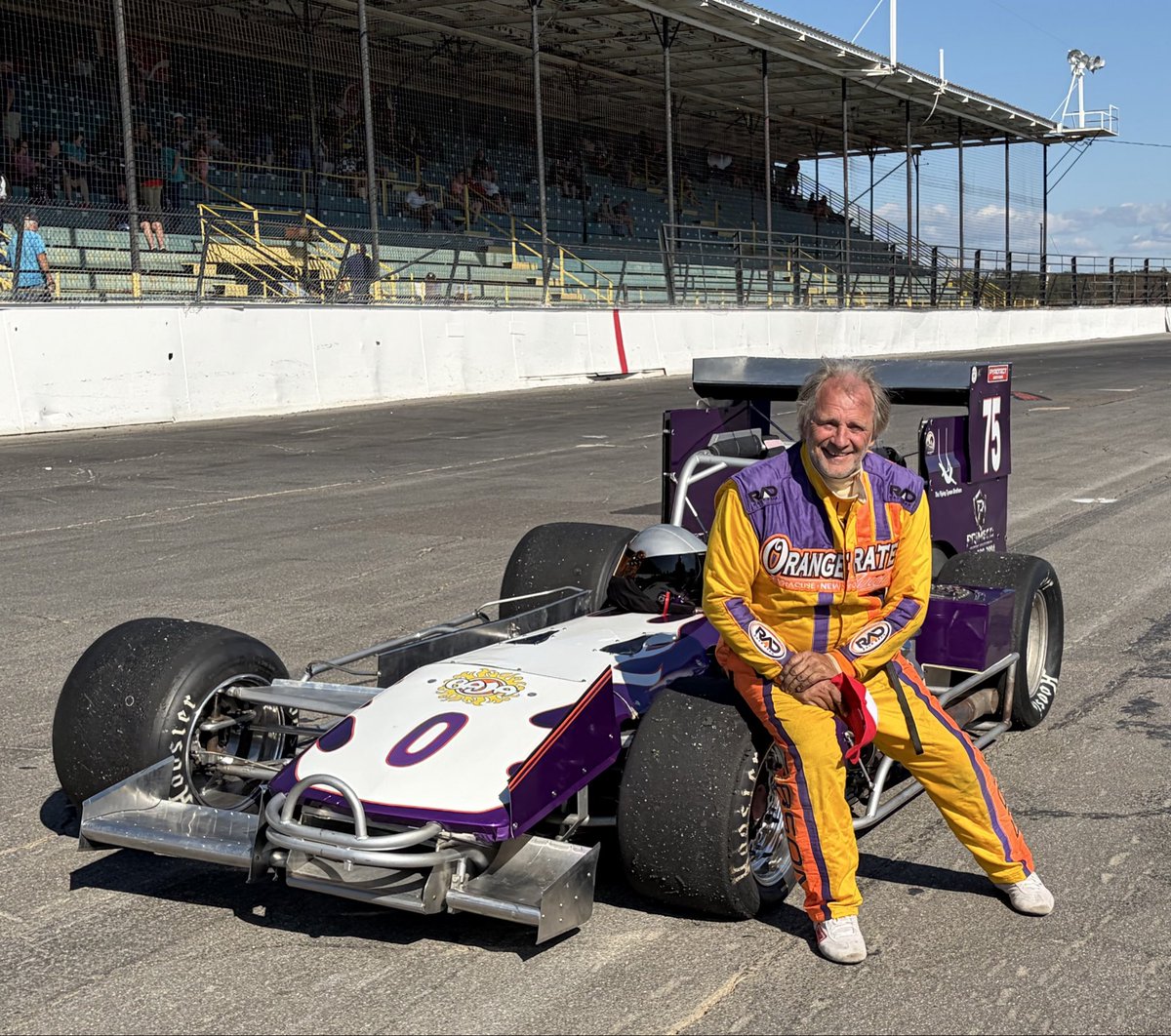 KRob112's tweet photo. Gene Lee Gibson #75
@OswegoSpeedway
@AllThingsSuperm
#BudClassicWeekend70 #SteelPalace https://t.co/HKQqne46JC