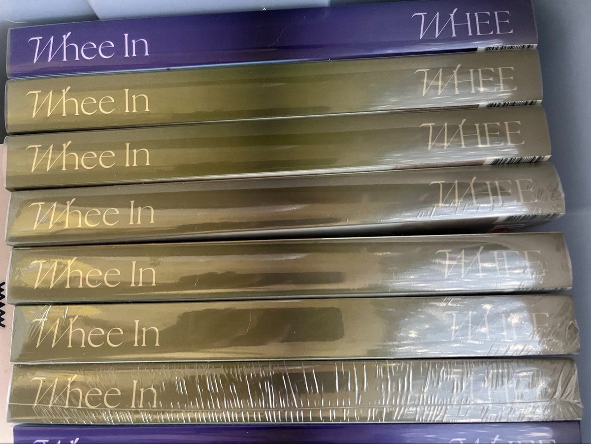 HamchiPup's tweet photo. Anyone interested? I’m planning to sell my extra MAMAMOO albums.

I’m actually not sure how much these cost. 😅Negotiate all you want eme.

Half of the proceeds will fund much-needed electric fans sa kindergarten rooms sa isang far-flung brgy sa hometown ko. 🙏🏼

WTS LFB MAMAMOO https://t.co/3mePc8W9EW
