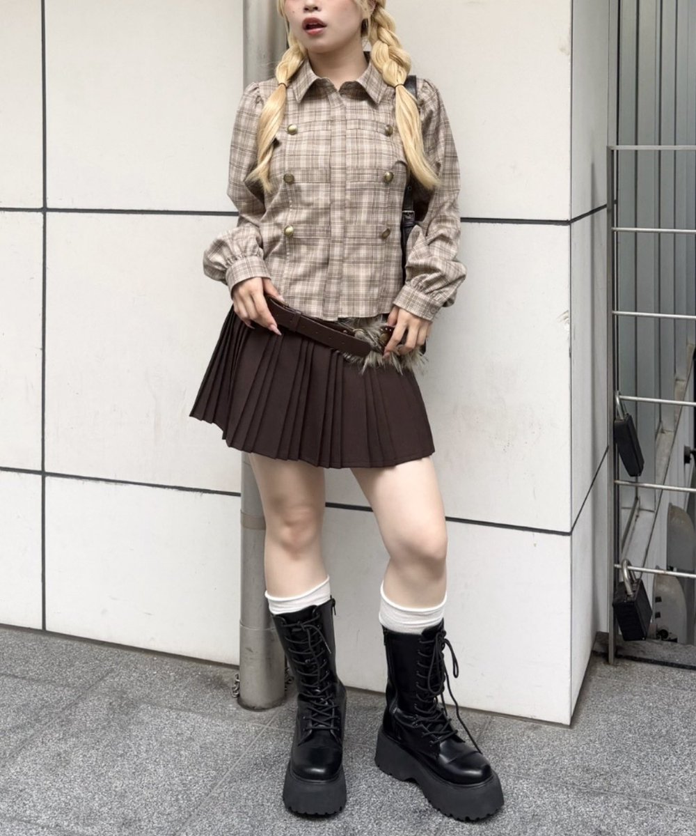 continuer_de_nc's tweet photo. 今期トレンドのナポレオンブラウス♡
チェック柄が秋っぽくて可愛いし
袖がバルーンみあって骨ウェ盛れるやつ💘⟡.·

https://t.co/RcJe3KqX1a https://t.co/Mg7QuTbwzA