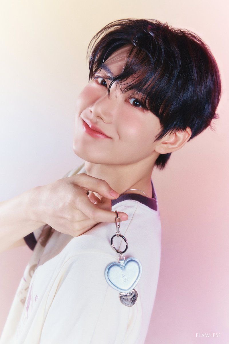 alasdose51's tweet photo. 🎀 JUNKYU 26th Birthday Giveaway 🤍

Mechanics: 
- mbf,
- like &amp; rt the qrt post below + this post
- drop fave pic of Junkyu + hashtags 

🎁 PRIZE:
- 1 Winner of Kyuties Birthday Club Sticker Sheet
- 1 Winner of 4 Die Cut Stickers
- 1 Winner of Kyuties Birthday Club 2000 Bundle https://t.co/b0zt0d7Nfc