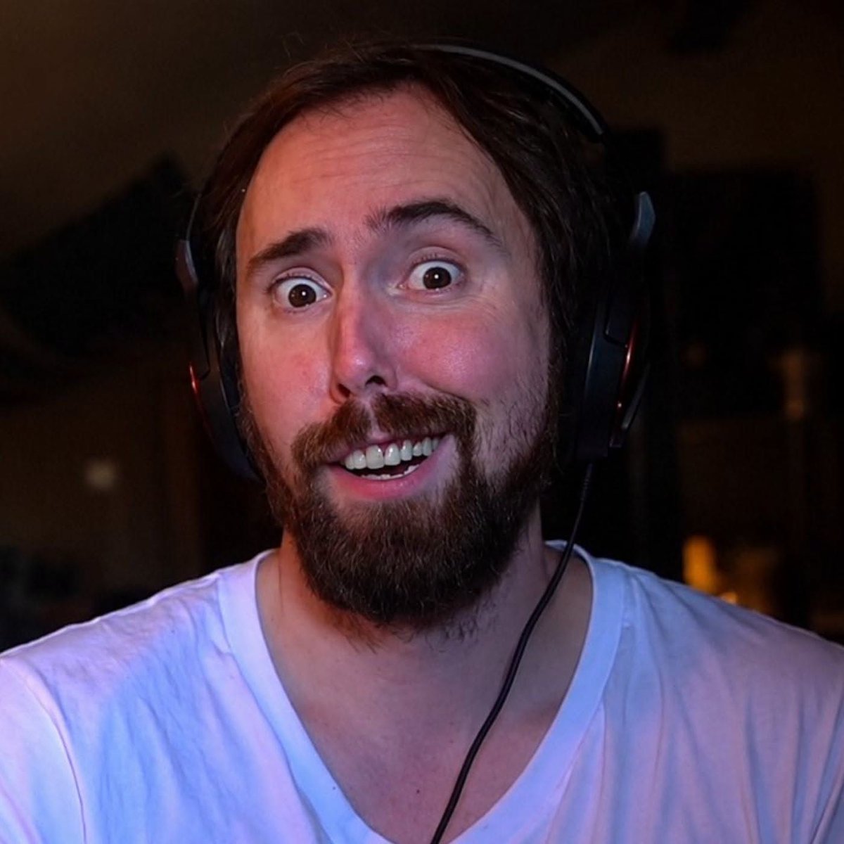 Dexerto's tweet photo. Asmongold says he appreciates fans "body-shaming" him with photos as he wants to be healthier

"This does not bother me at all. In fact, you should probably be doing this even more," he said https://t.co/rNEg8hKw15