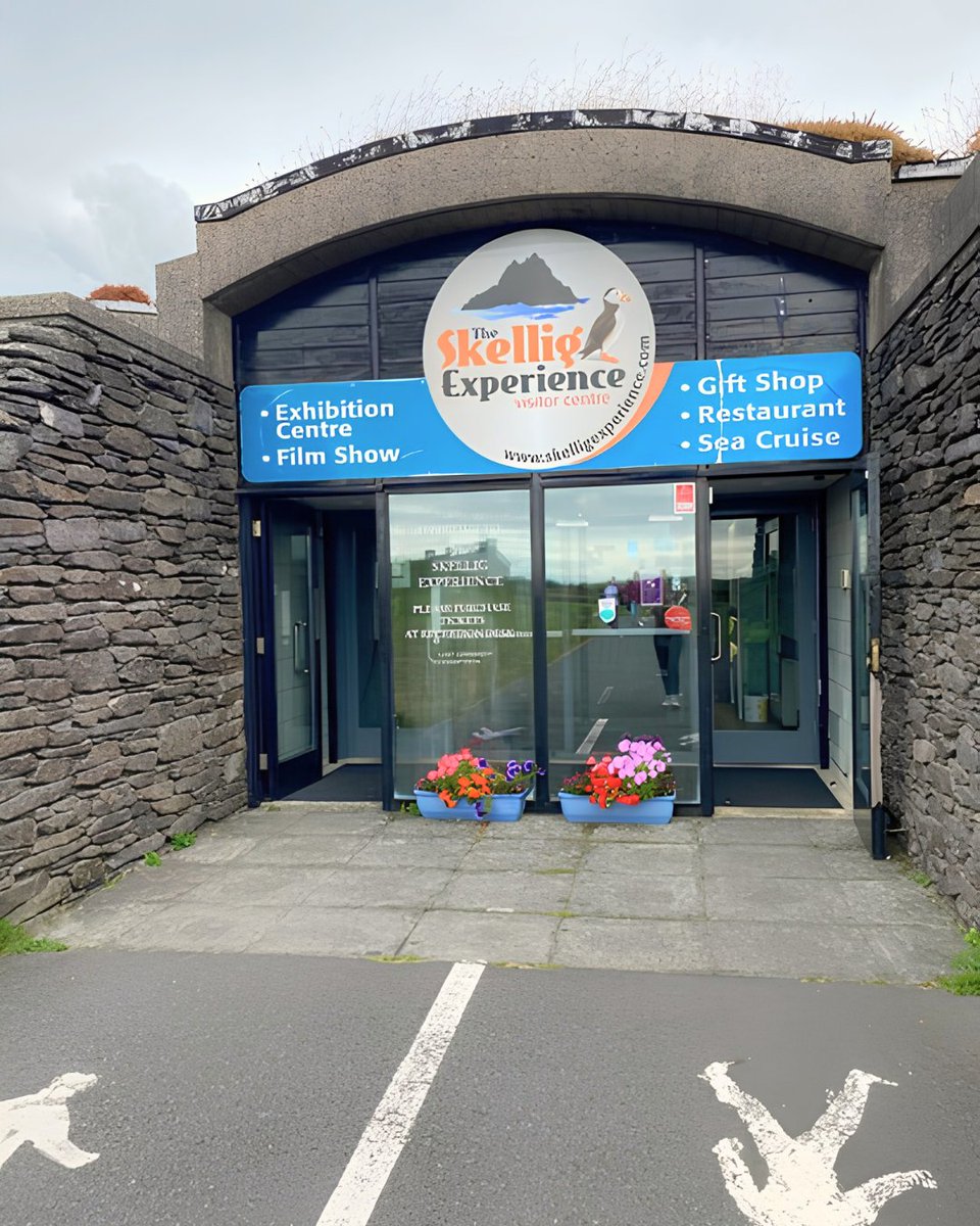 SkelligExp's tweet photo. There’s something lovely about September on the Skellig Coast 💙

Quieter days, coastal views, the exhibition, Skellig trips when conditions allow, and plenty of time for lunch or coffee afterwards.

Come and take your time with us. 🧡

#TheSkelligExperience #ValentiaIsland https://t.co/Fhc3Dh6P2p