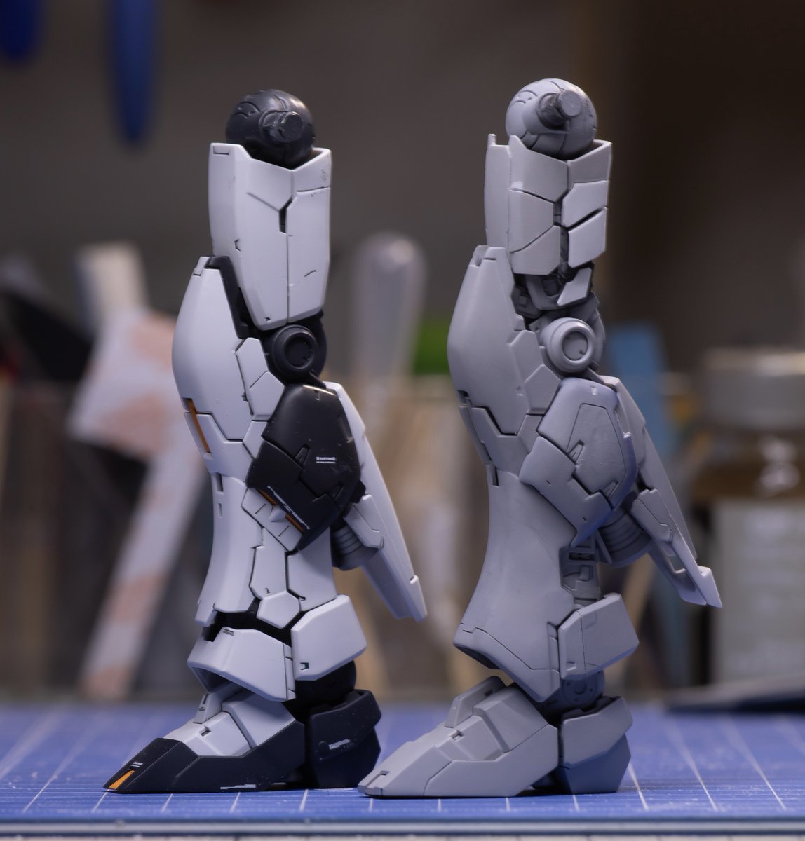 evlz2619's tweet photo. RG νガンダム進捗
ここまでの脚部before→after
まだまだ手を加えます https://t.co/ubBfosxQmc