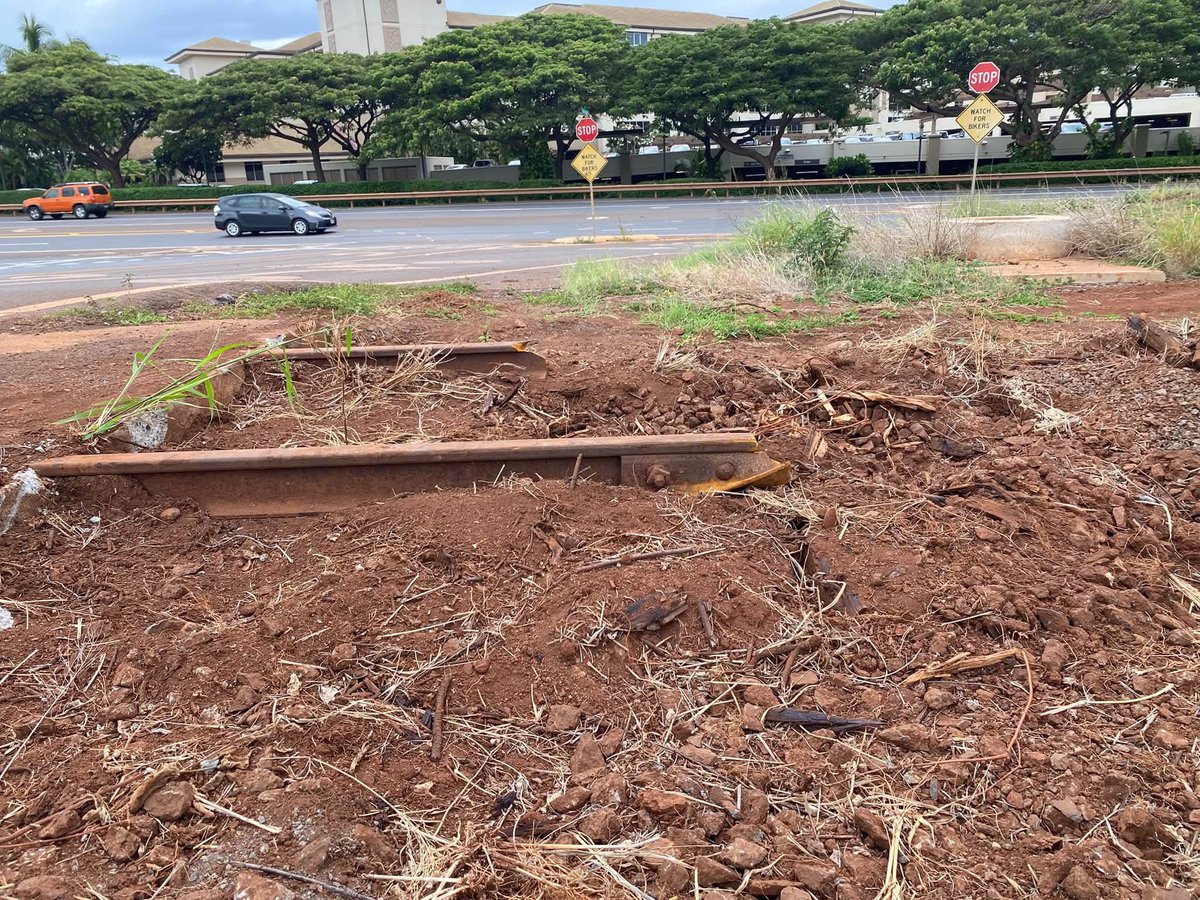SOU_railman's tweet photo. Wanna see something horrific?

These are recent pics of the beloved Sugar Cane Express being cut up for scrap at the LK&amp;P shops.

The tracks have been severed. Both steam engines scrapped along with most of the equipment except for a lone switcher and two passenger cars. 😀

1/7 https://t.co/RnXk66SaCX