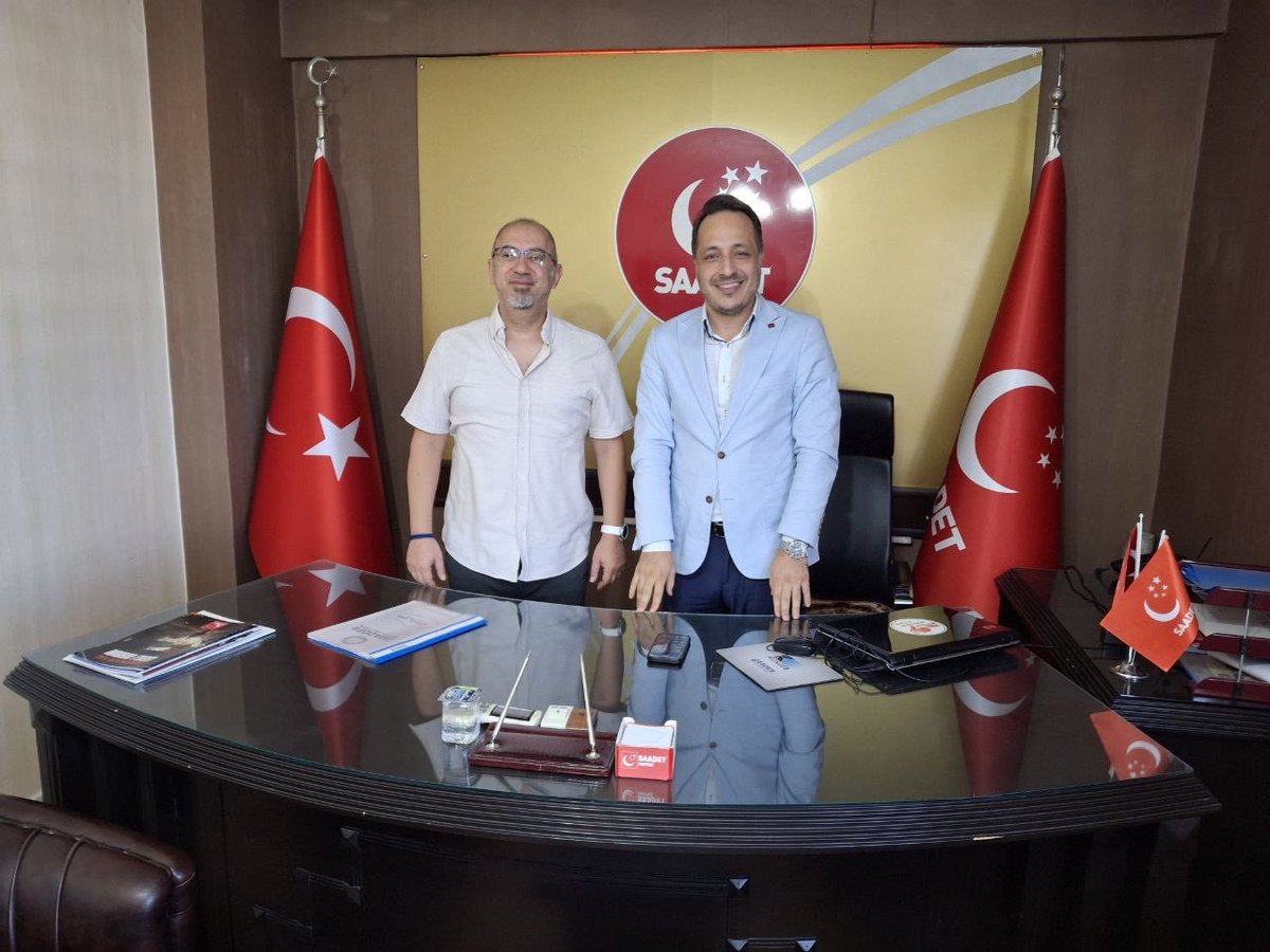 EmadDernegi's tweet photo. EMADDER - SAADET PARTİSİ GAZİANTEP İL BAŞKANLIĞI

@SaadetPartisi
@mahmutarikansp
@AhmtNctULK
@SaadetPartisi27

Emeklilikte Adalet Derneği Gaziantep İl Temsilcimiz, Saadet Partisi Gaziantep İl Başkanı Sayın Av. Ahmet Necati Ülker ile görüşerek dosyamızı kendilerine takdim etmiştir.

Kademeli emeklilik mücadelemize gösterdikleri ilgi ve duyarlılık için Sayın Av. Ahmet Necati Ülker’e teşekkür ediyoruz.

Emeklilikte Adalet Derneği

@avbulentkaya
@serafeddinkilic
@birolaydin
@AzmiMustafaKaya
@Mesutdogan060
@mehmetkaramansp
@necmettincalisk
@mehmetatmacasp
@DrMusaOzturk

@EmadDernegi
#KademeyeCevapVerin
#KademeliEmeklilik 
#8EylülEmekliYaSonrası