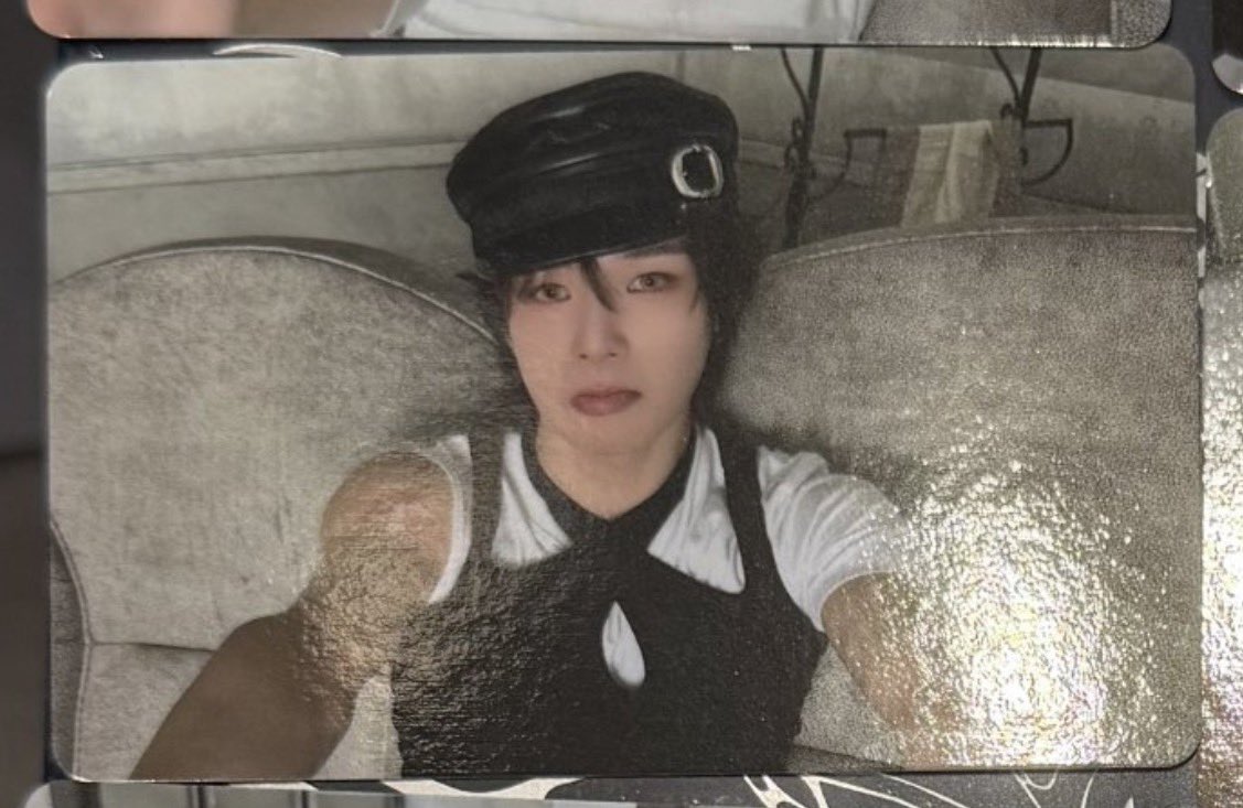 arcadevotion's tweet photo. the concept of him pouting as you bounce on it https://t.co/tDyjdImmUP