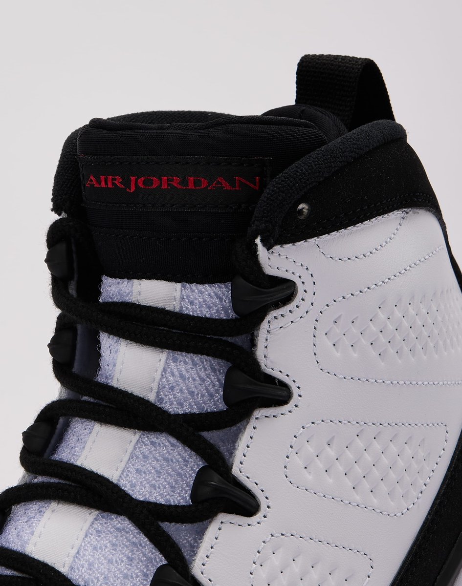 houseofheat's tweet photo. Detailed Look: Air Jordan 9 "Space Jam" 🌋

• September 19th
• Full-family sizing https://t.co/9hO6GeHbSl