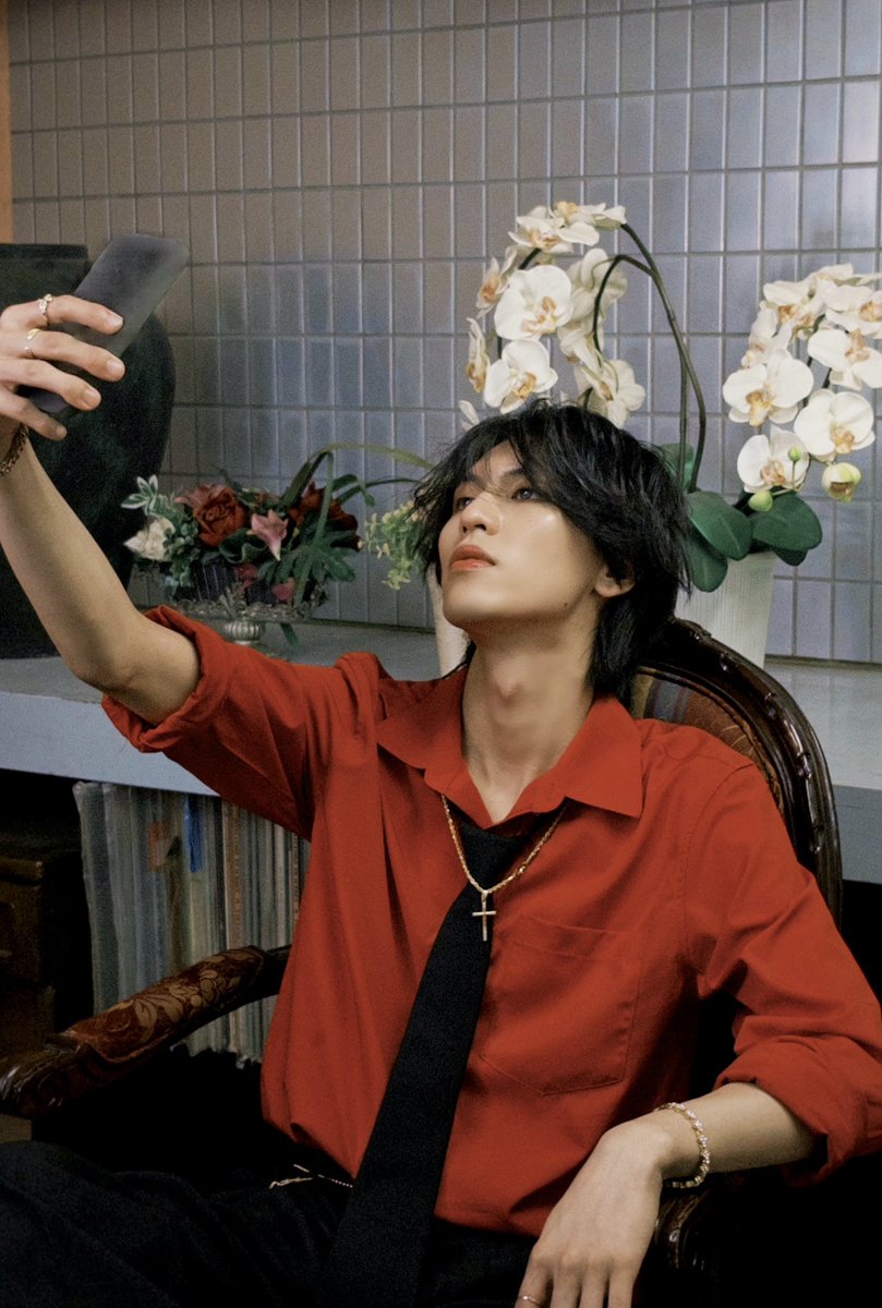 ICEx_official's tweet photo. #HOTxひといき
#HAKUTO

「 #熱烈ファイヤー 」MV ﾎﾞﾝｯ❤️‍🔥
https://t.co/wr80j3qkrz

#見たら5秒は目が離せなくなるほどｱﾂｱﾂでお花の美しさに劣らないほどにﾒﾛﾒﾛな男
#ｱﾂｱﾂで太陽すらも虜にしてしまうらしい https://t.co/hfPebPEpAn