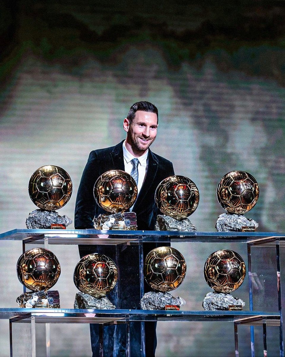 JeffFcb14's tweet photo. 17 VECES NOMINADO AL BALÓN DE ORO 

EL MEJOR DE LA HISTORIA https://t.co/qwe4v4RC62