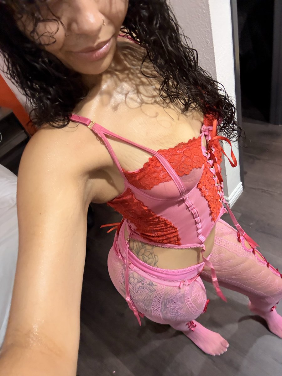 Kittyuhhluv's tweet photo. https://t.co/HfttEf6Bqe