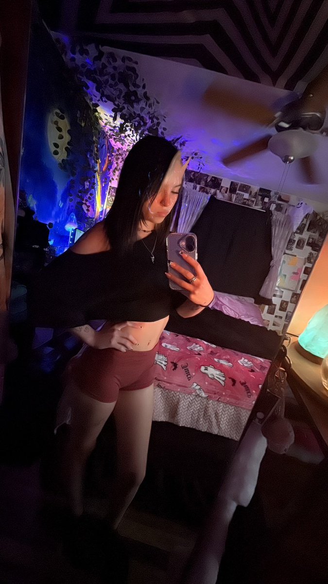 MirandaSnap00's tweet photo. A few things to make clear:
- If u don't buy, don't dm
- I won't send previews or for free, i verified already on here
- My prices are non-negotiable since the content you get is worth it
- Only pay through cashapp and venmo
- be comitted and long term!
#nsfwtwtًً  #nsfw #seller https://t.co/LTZ41plojy
