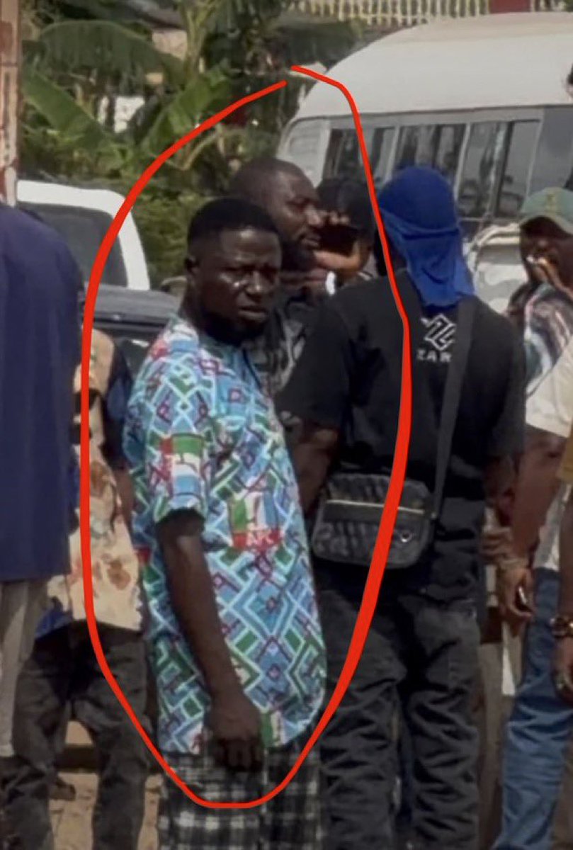 trigottista's tweet photo. Dem boldly wear APC clothing but una Dey call them “thugs” https://t.co/mCUU8AMSy1