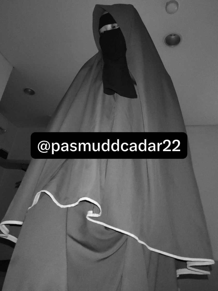 pasmuddcadar22's tweet photo. Sepulang kerja langsung di sambut istri penampilan alim tapi menggoda😜😝 https://t.co/XetWFhPxDD