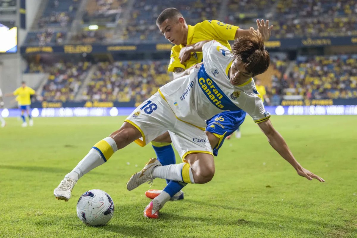 udlaspalmasNET's tweet photo. LaLiga ignora el calor de Cádiz: se espera una sensación térmica de 35ºC

➡️ El partido, a las 15:15 hora canaria en el Nuevo Mirandilla

➡️ El Cádiz ha tanteado un posible cambio de horario pero LaLiga lo ha negado

➡️ Las Palmas volverá el domingo a Gran Canaria

https://t.co/WKs6tPK1Zy