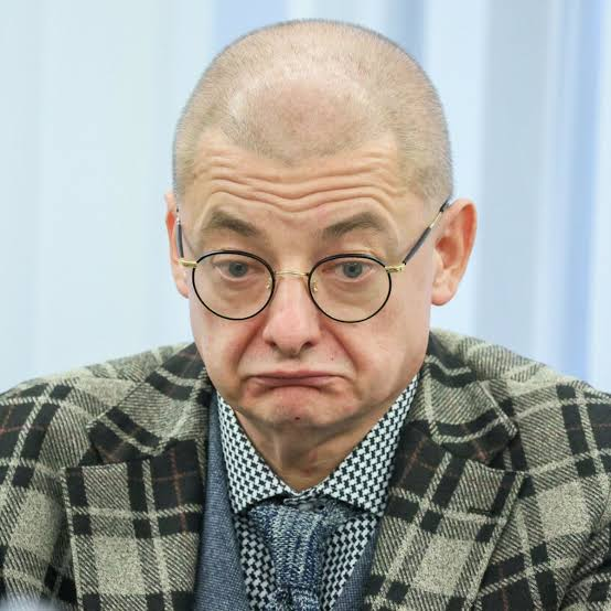 Gregor07966579's tweet photo. Temu pasożytowi i Zdrajcy również w 2027 roku należy podziękować. Po tym jak z Hołownią knuli nocami u Bielana. panie @kaminskimichal   pan na nic więcej nie zasługuje jak na polityczny i moralny ostracyzm. Jest pan zdrajca jak @szymon_holownia https://t.co/07ZgiIYZFI